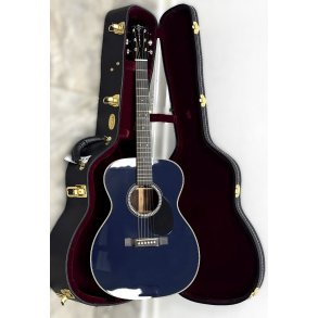 (BRUGT) C.F. Martin Custom Shop 00028 Bellezza Blue